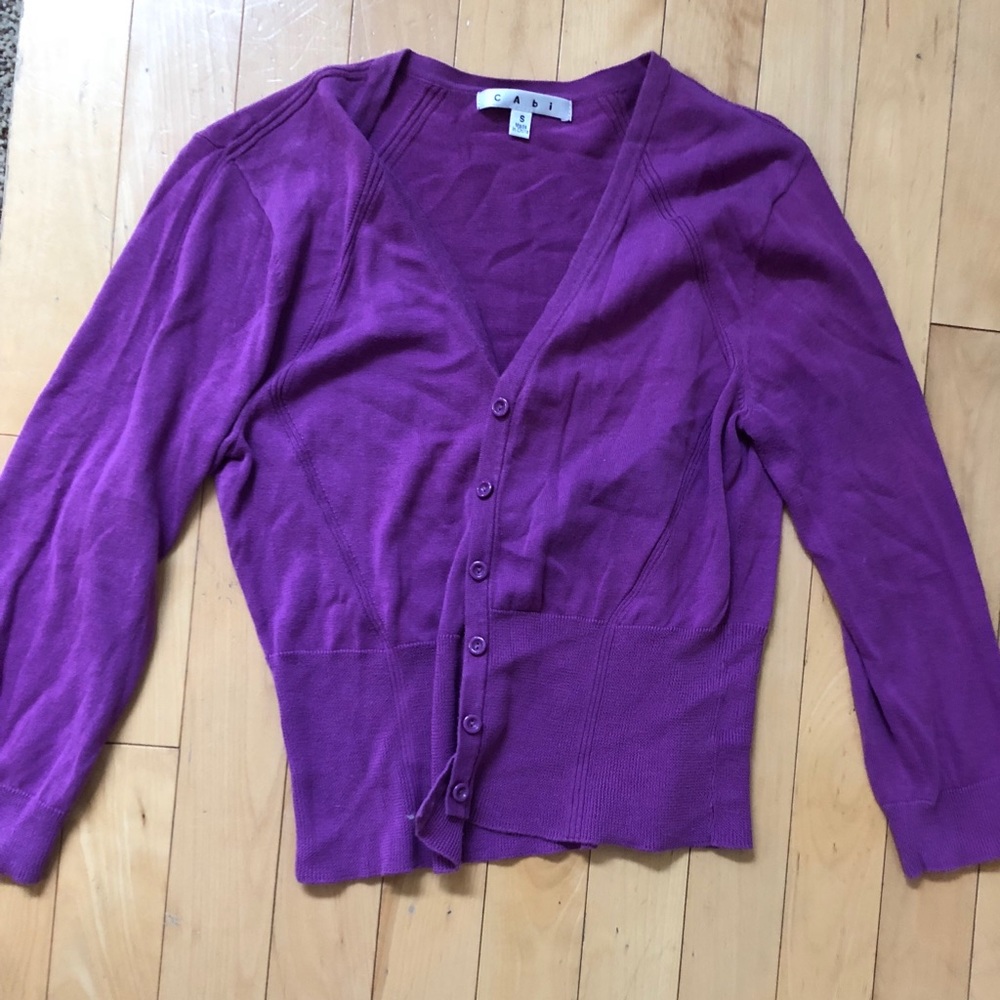 Purple 3/4 sleeve cardigan.